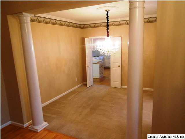 5212 Heritage Ridge Circle Birmingham, AL 35210 - Photo 5 of 32