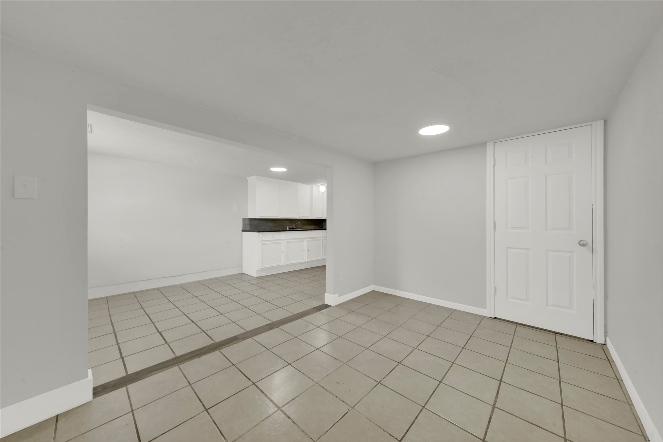 106 Hanover Street Houston, TX 77012 - Photo 25 of 49 a view of empty room