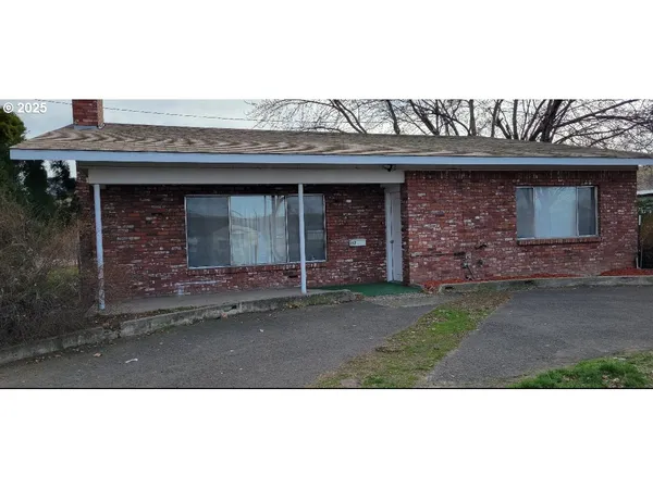 $198,500 | 117 North Main Street, Milton Freewater, OR 97862