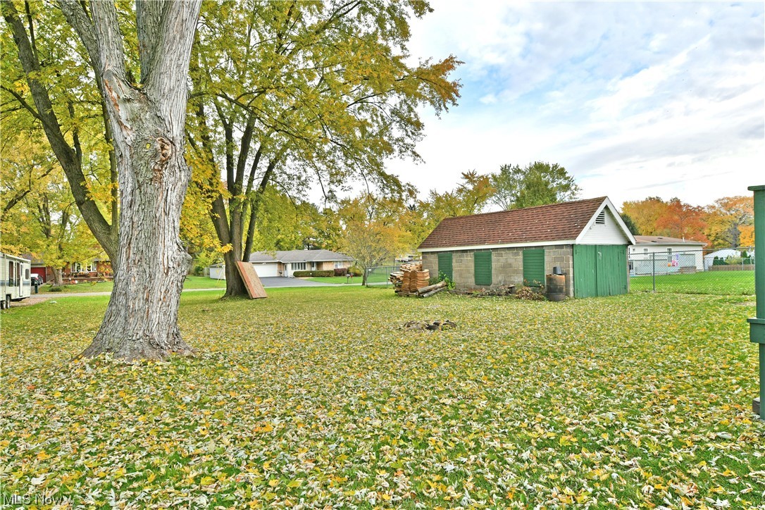 1357 Deforest Road Southeast Warren, OH 44484 - Photo 33 of 34 View of yard featuring an outdoor structure