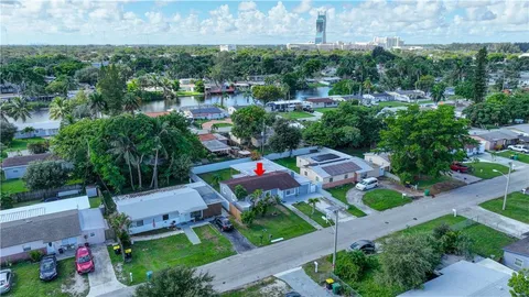 $495,000 | 4186 Southwest 48th Court, Fort Lauderdale, FL 33314