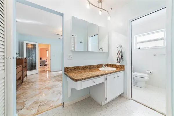 $595,000 | 120 Southeast 3rd Avenue, Dania Beach, FL 33004