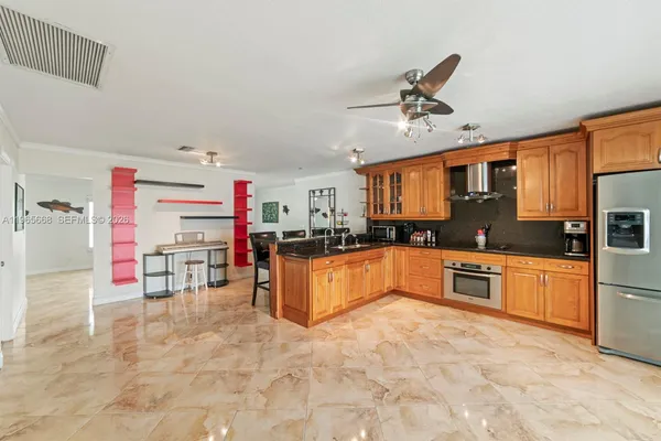 $595,000 | 120 Southeast 3rd Avenue, Dania Beach, FL 33004