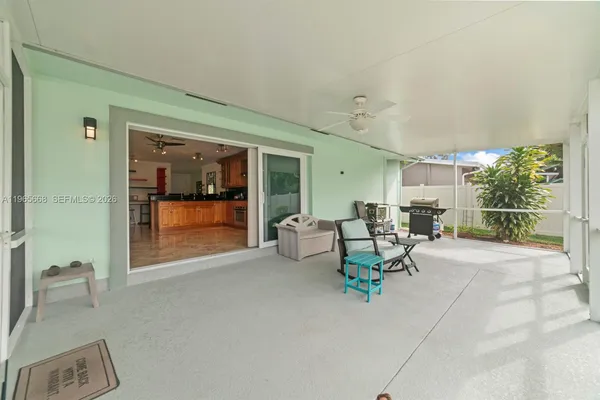 $595,000 | 120 Southeast 3rd Avenue, Dania Beach, FL 33004