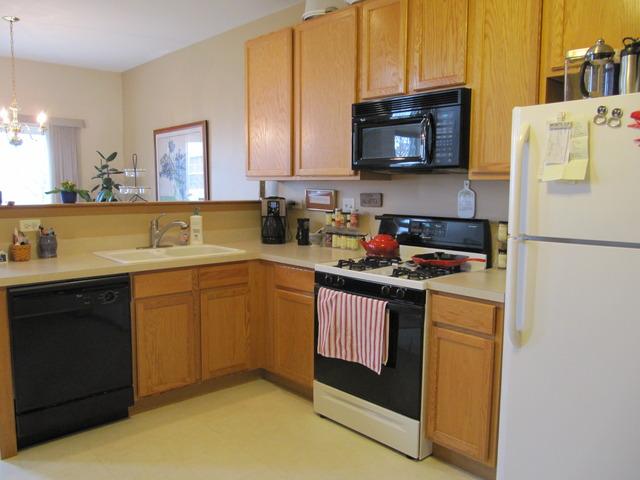2436 Reflections Drive Aurora, IL 60502 - Photo 7 of 16