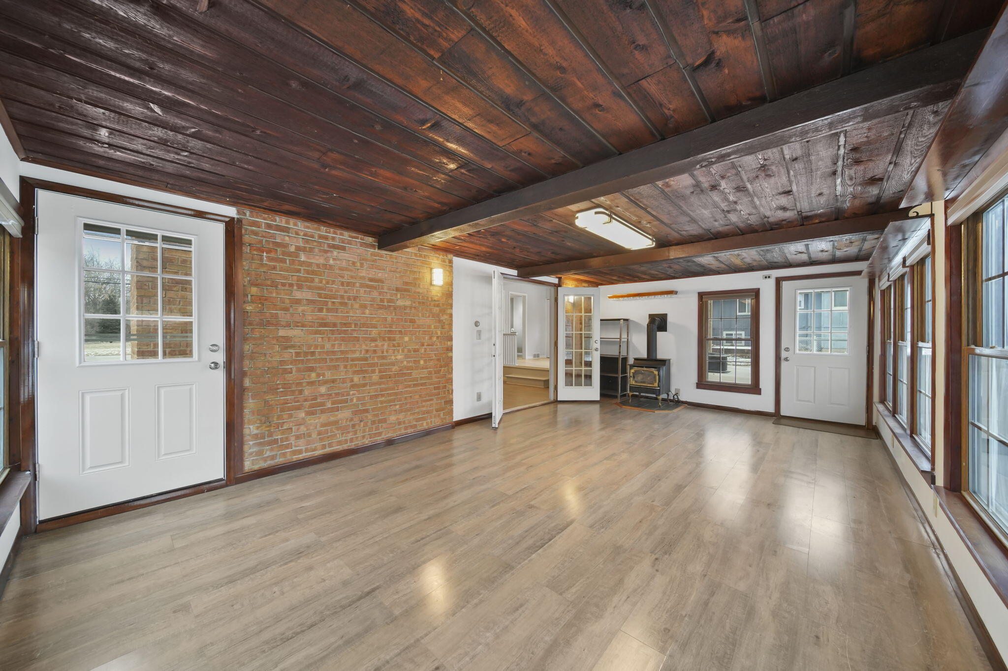 3307 McCain Road Jackson, MI 49203 - Photo 22 of 43 3 season room a