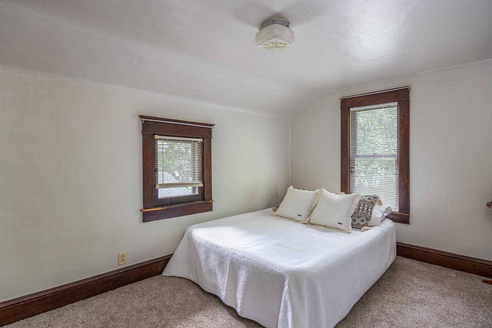 1416 North Superior Street Appleton, WI 54911 - Photo 15 of 27