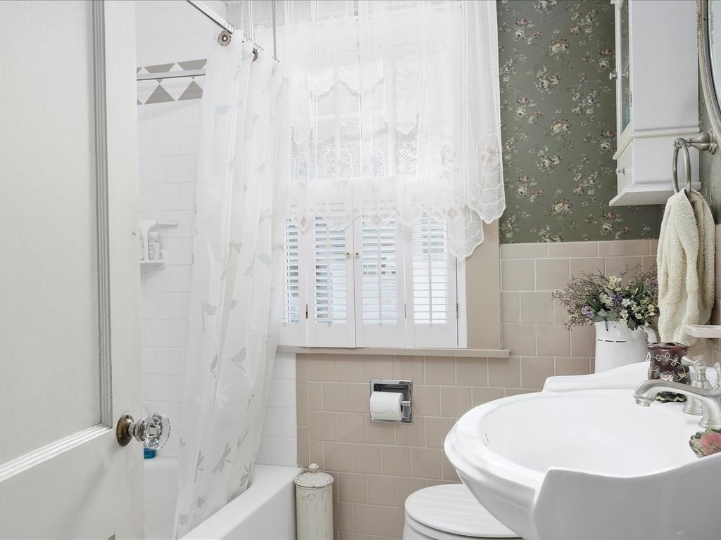 208 Old Warren Road Swansea, MA 02777 - Photo 21 of 27 Gallery Image 21