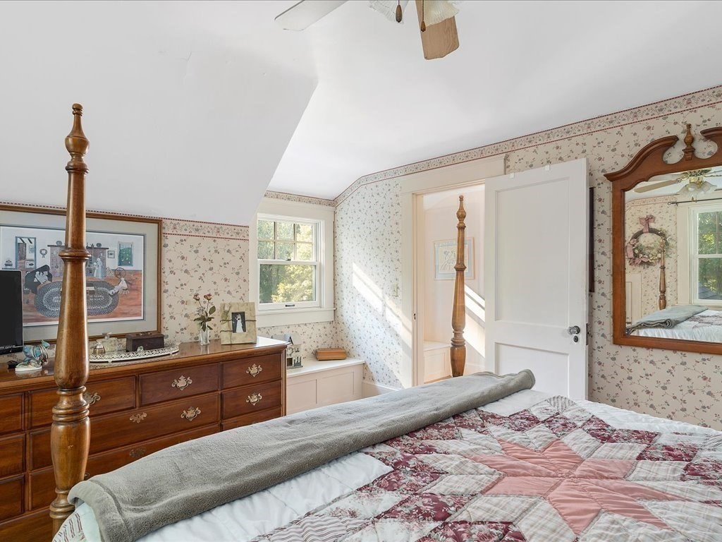 208 Old Warren Road Swansea, MA 02777 - Photo 23 of 27 Gallery Image 23