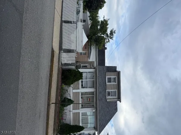 $2,900 | 342 Crosby Avenue, Paterson, NJ 07502