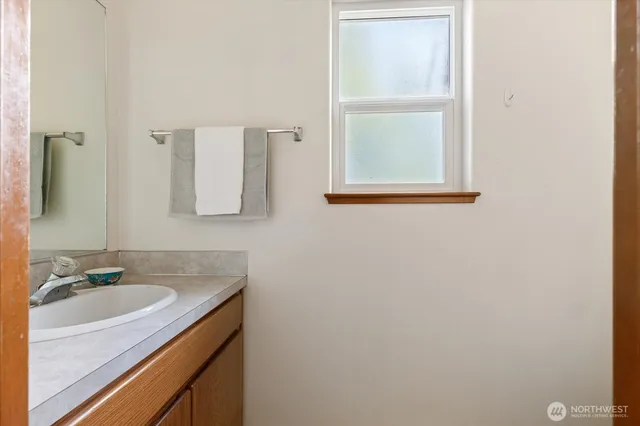 $785,000 | 1476 Boon Hollow Lane, Oak Harbor, WA 98277