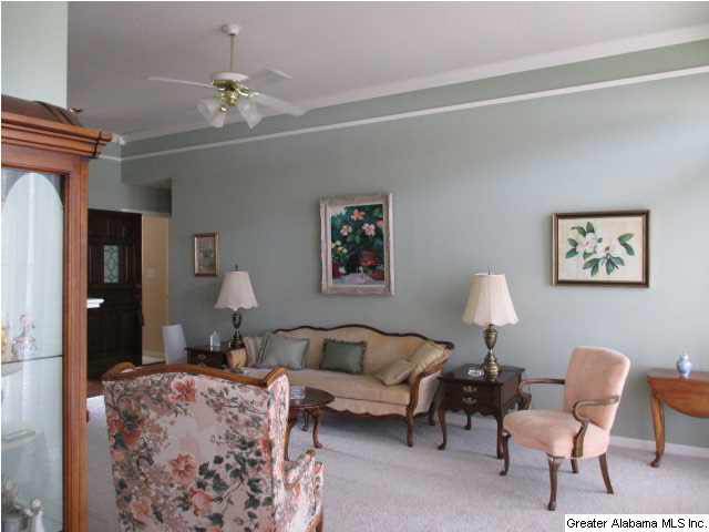136 Braxton Way Pelham, AL 35124 - Photo 6 of 31