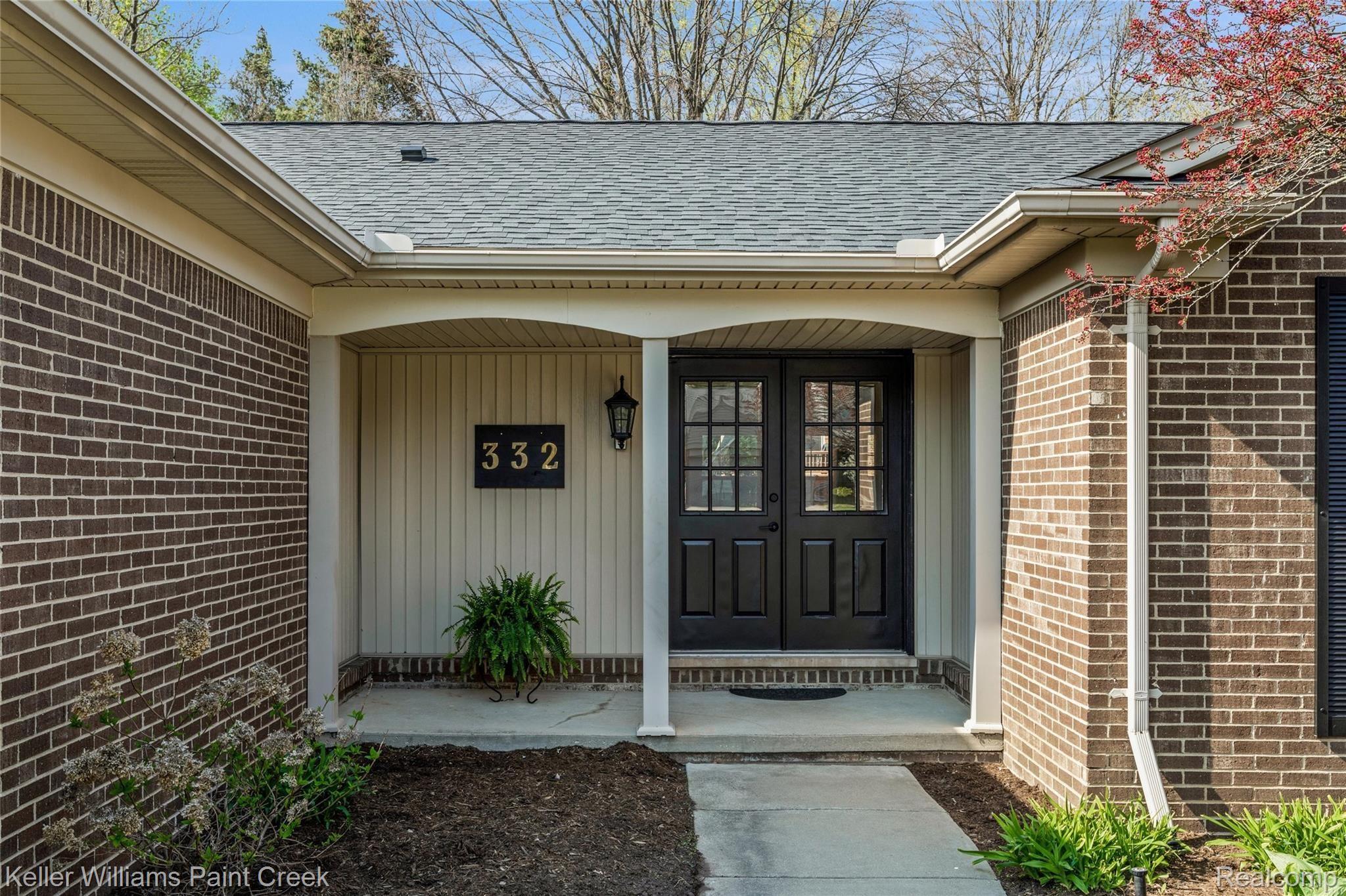 332 Lake Forest Road Rochester, MI 48309 - Photo 5 of 48 06-332 Lake Forest Rd, Rochester Hills, MI, 483090068.jpg