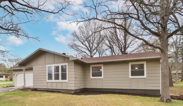 $352,260 | 6508 Mary Street North, Baxter, MN 56425
