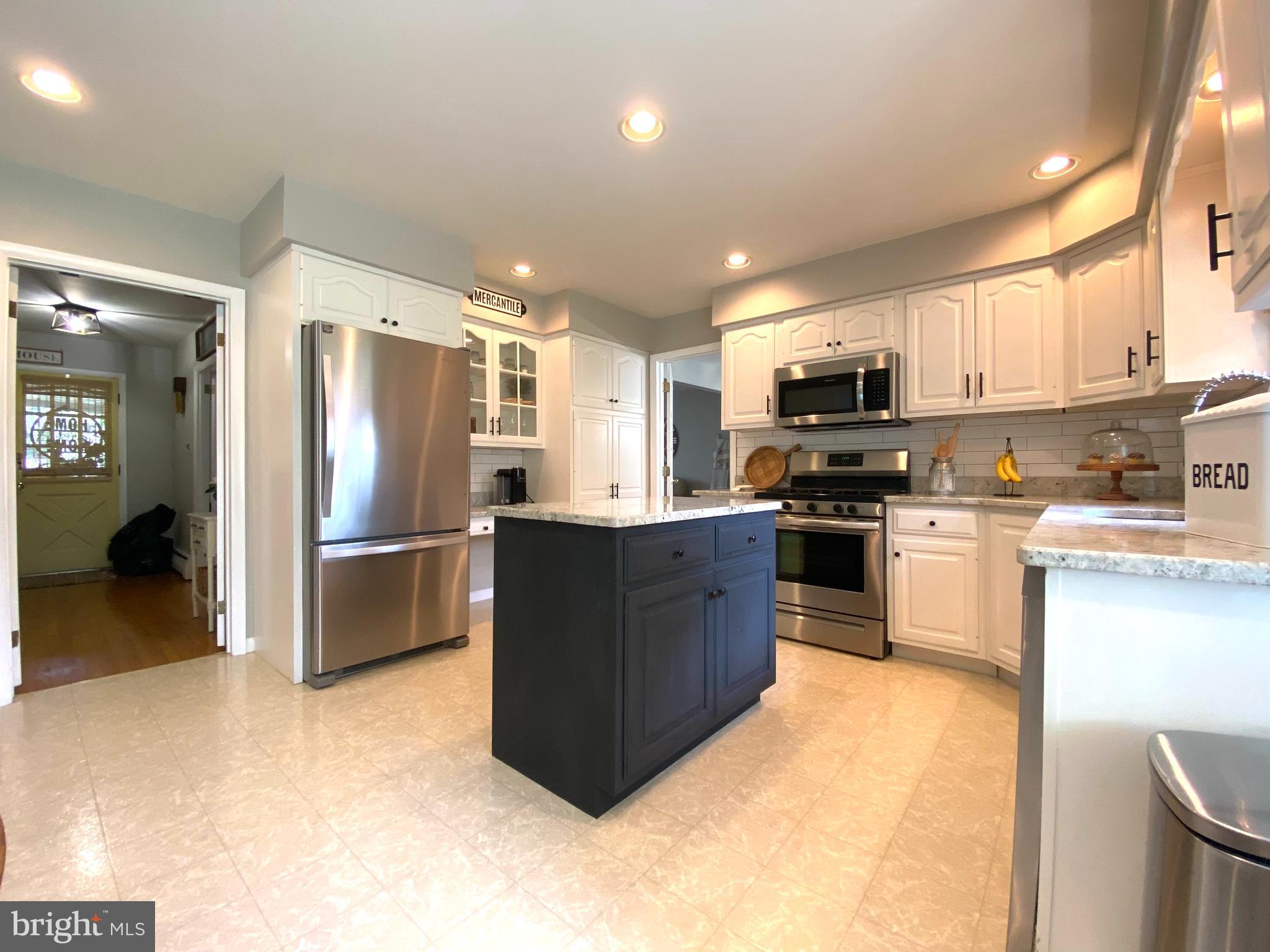 288 Manor Road Harleysville, PA 19438 - Photo 5 of 33 Gallery Image 5