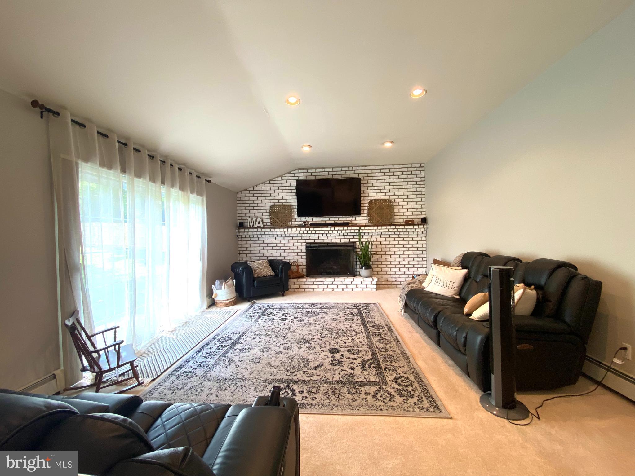 288 Manor Road Harleysville, PA 19438 - Photo 8 of 33 Gallery Image 8