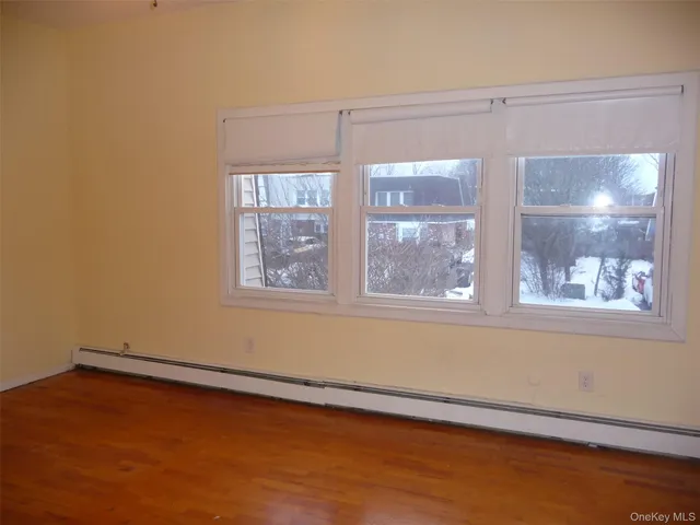 $2,300 | 12 Shelley Court, Middletown, NY 10941