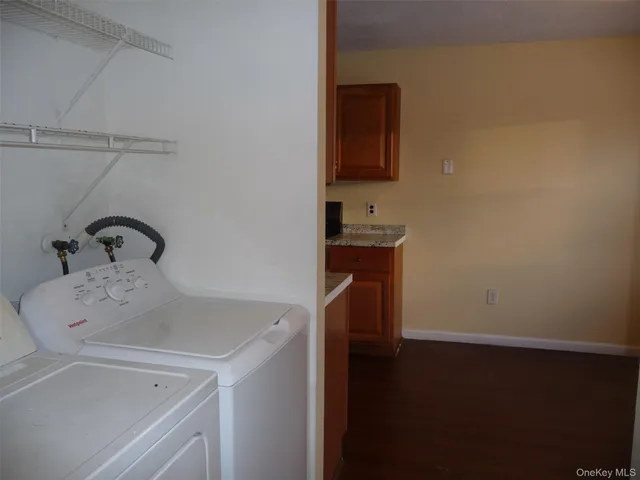 $2,300 | 12 Shelley Court, Middletown, NY 10941