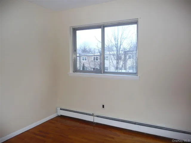 $2,300 | 12 Shelley Court, Middletown, NY 10941