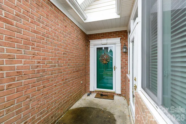 $439,000 | 11349 Olde Turnbury Court, Charlotte, NC 28277
