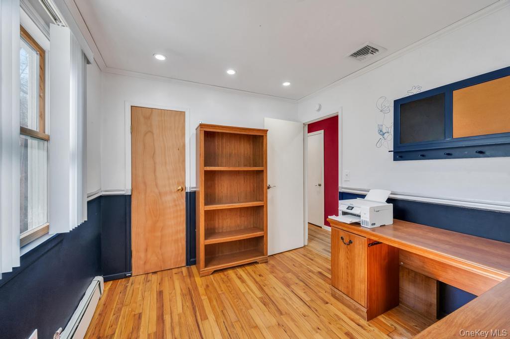 34 Giant Oak Road Ridge, NY 11961 - Photo 29 of 48