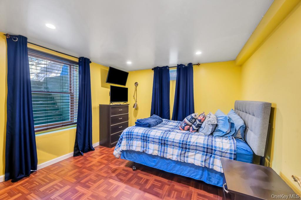 34 Giant Oak Road Ridge, NY 11961 - Photo 42 of 48