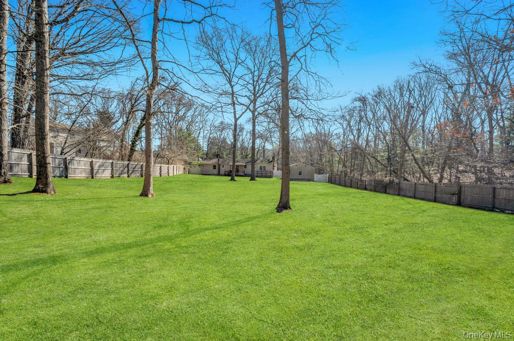 34 Giant Oak Road Ridge, NY 11961 - Photo 6 of 48