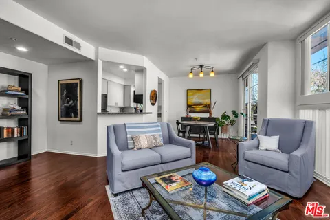 $829,000 | 3613 Glendon Avenue, Unit 101, Los Angeles, CA 90034