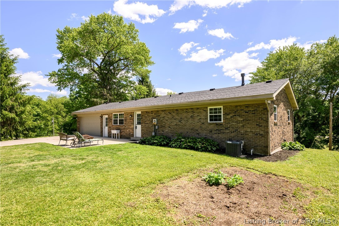 4498 Bethel Road Floyds Knobs, IN 47119 - Photo 22 of 27