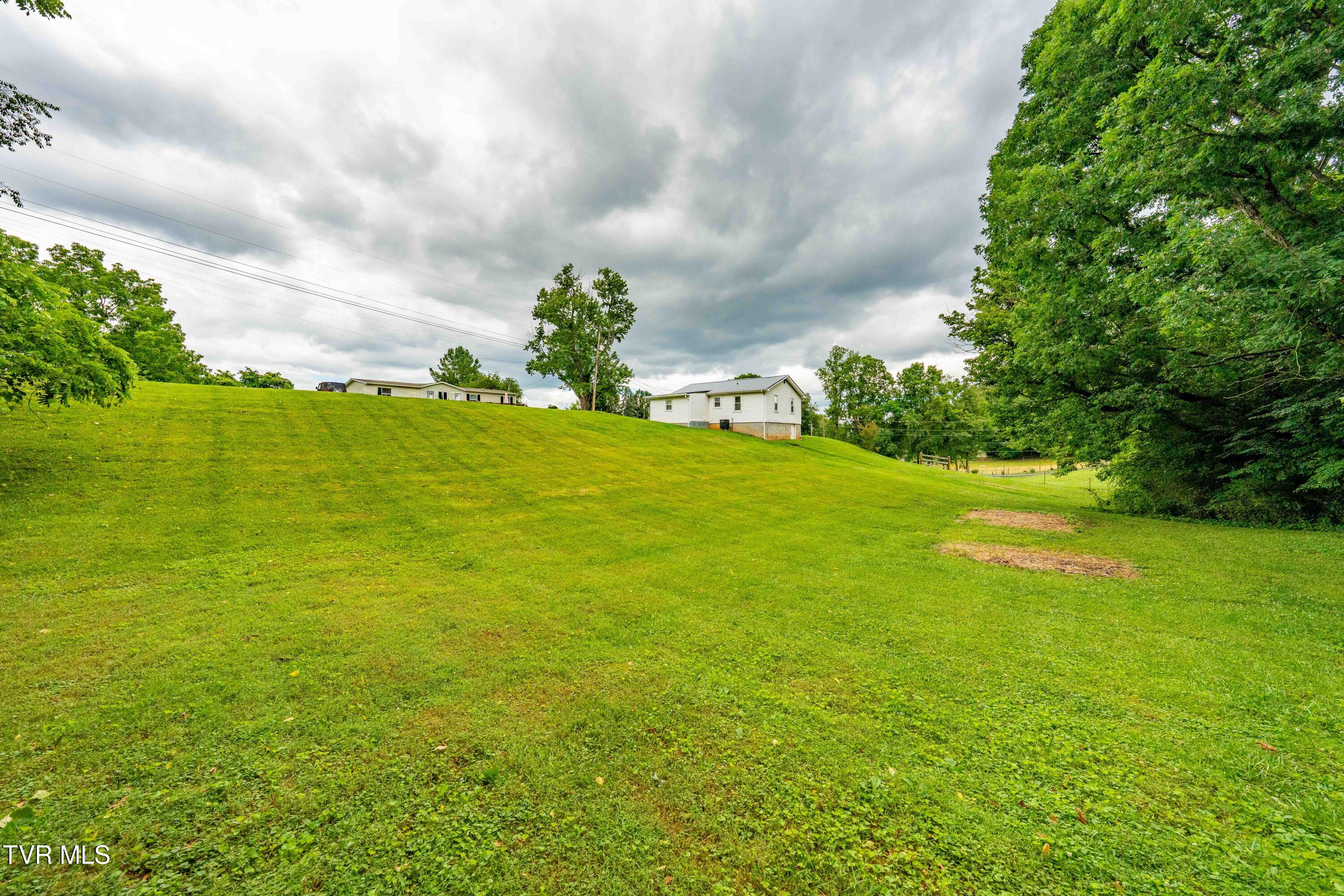 147 Fox Road Johnson City, TN 37601 - Photo 49 of 59 147 Fox road (41 of 59)