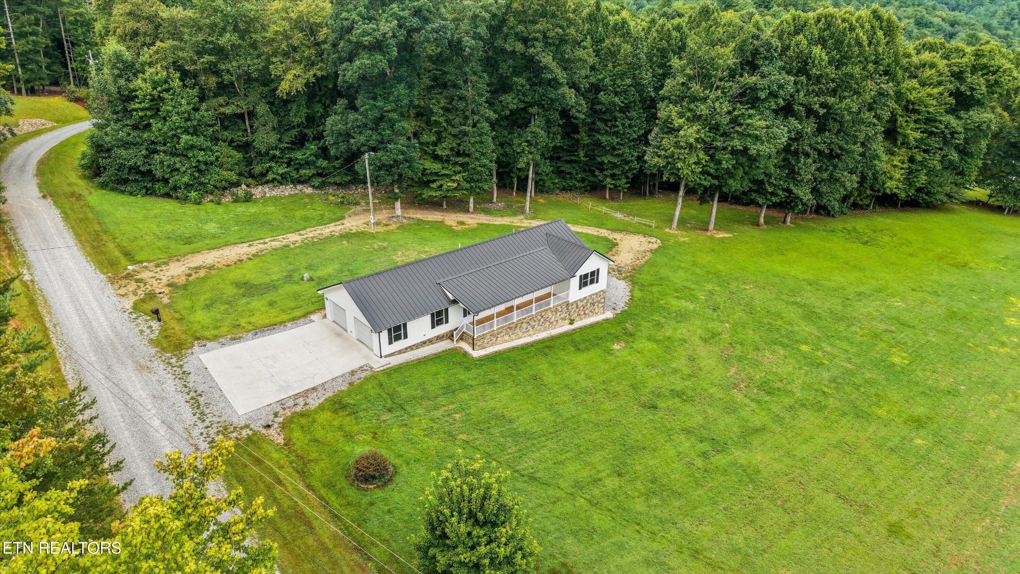 1220 Cougar Trail Del Rio, TN 37727 - Photo 35 of 37 Gallery Image 35