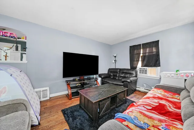 $80,000 | 14214 South State Street, Riverdale, IL 60827