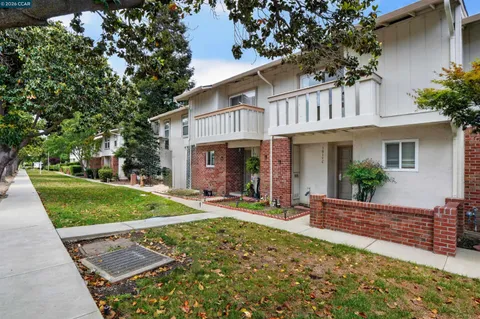 $498,750 | 1819 Wildbrook Court, Unit C, Concord, CA 94521