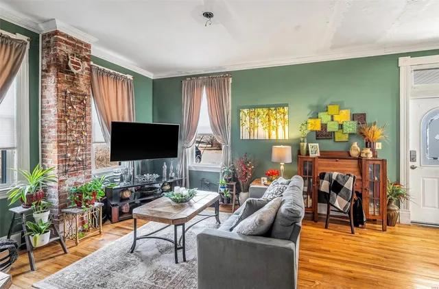 $295,000 | 105 6th Street, Eureka, MO 63025