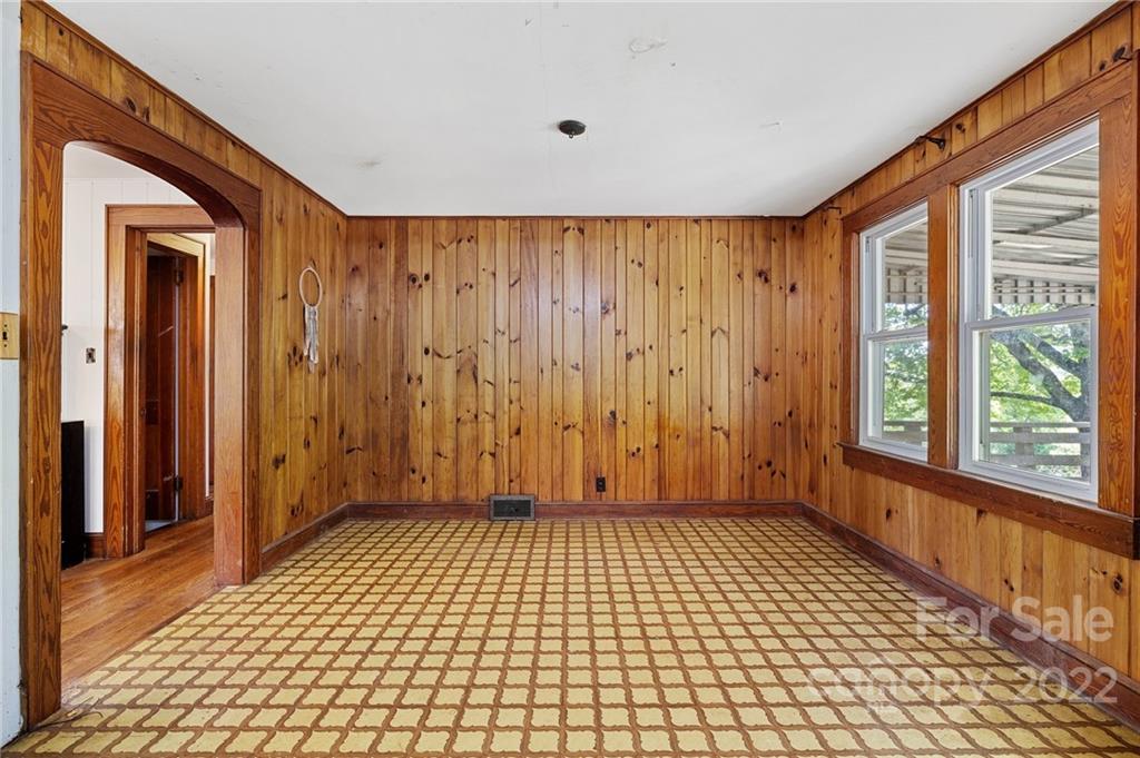 52 Huffman Road Asheville, NC 28806 - Photo 12 of 38 Gallery Image 12