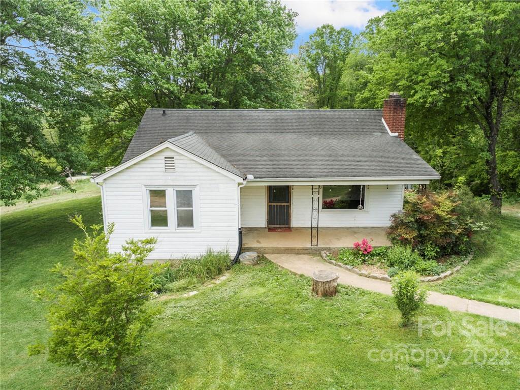 52 Huffman Road Asheville, NC 28806 - Photo 2 of 38 Gallery Image 2