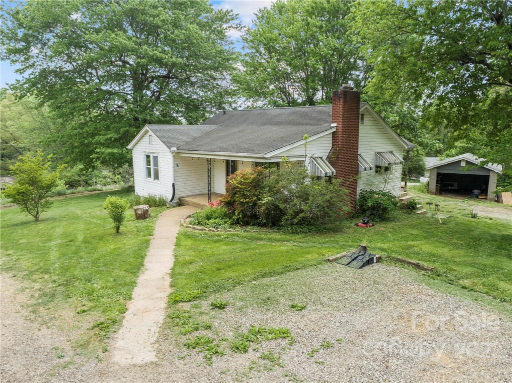 52 Huffman Road Asheville, NC 28806 - Photo 5 of 38 Gallery Image 5