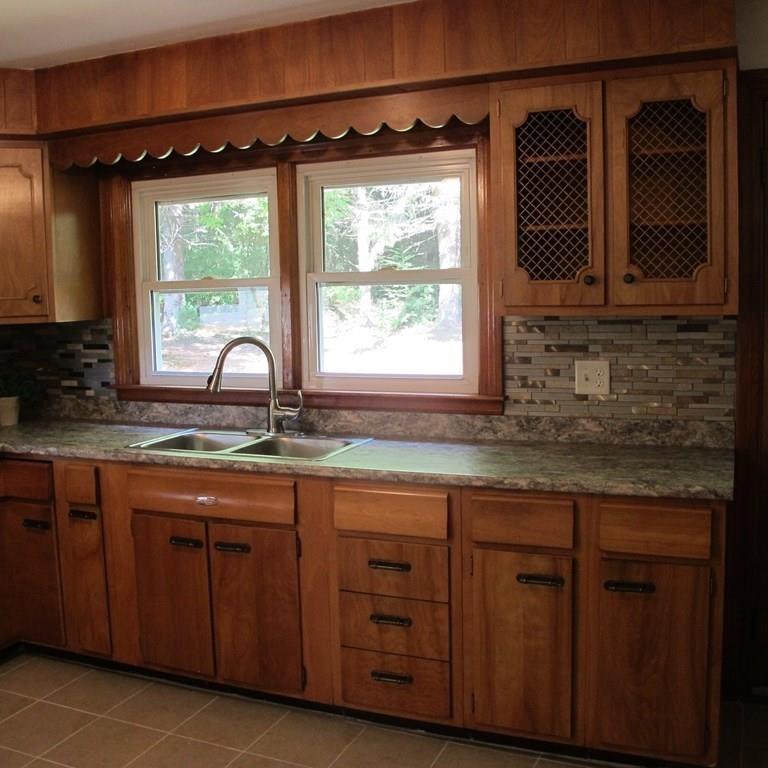 611 South Barre Road Barre, MA 01005 - Photo 11 of 41