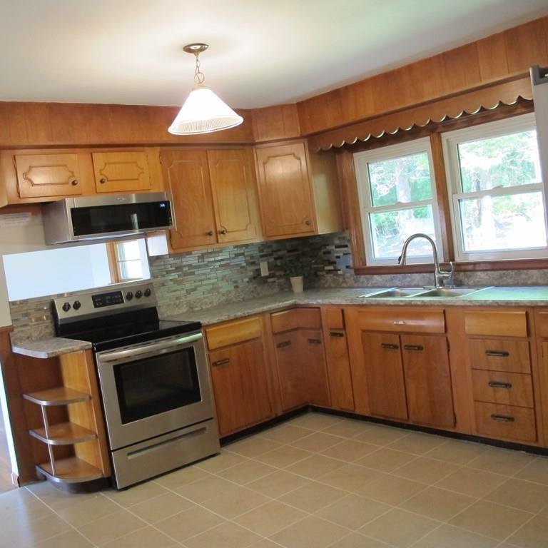 611 South Barre Road Barre, MA 01005 - Photo 15 of 41