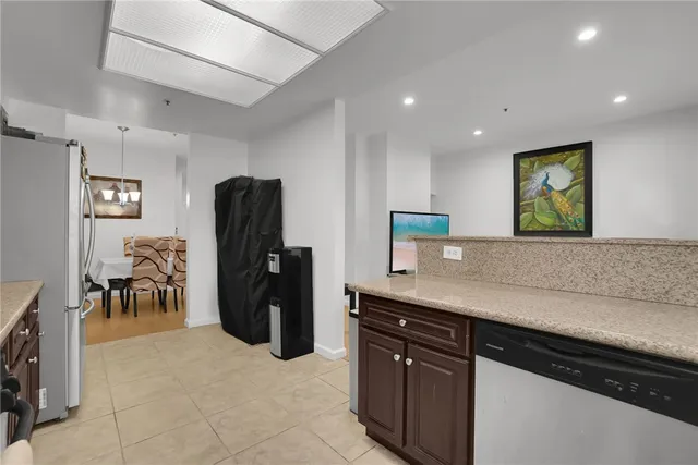 $599,900 | 14031 Astoria Street, Unit 102, Sylmar, CA 91342