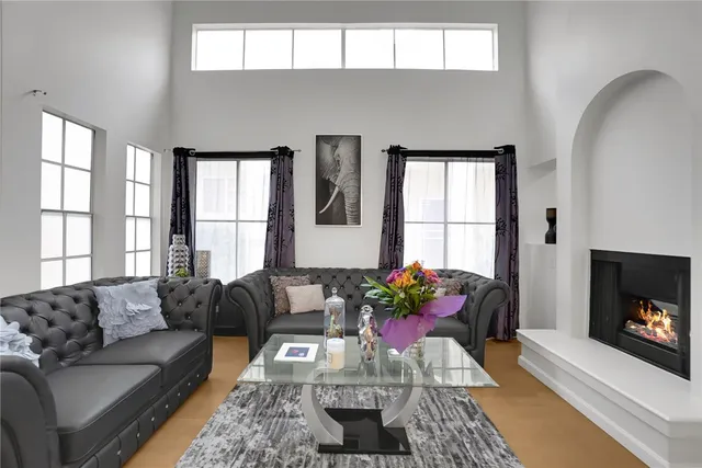 $599,900 | 14031 Astoria Street, Unit 102, Sylmar, CA 91342