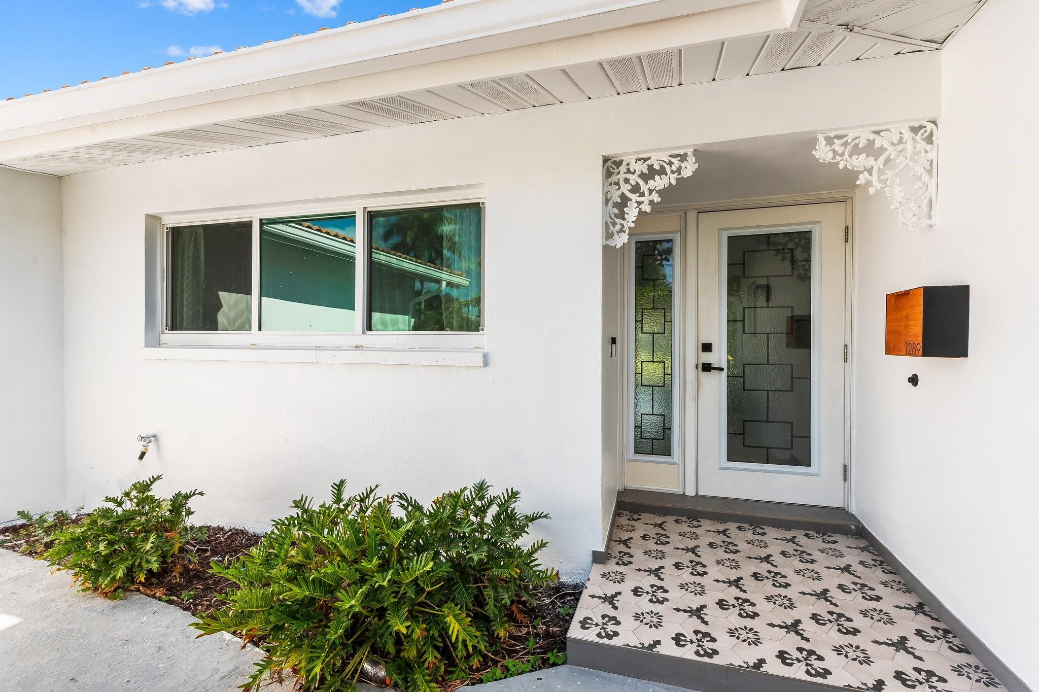 1289 Southwest 7th Street Boca Raton, FL 33486 - Photo 4 of 30 Photo 4