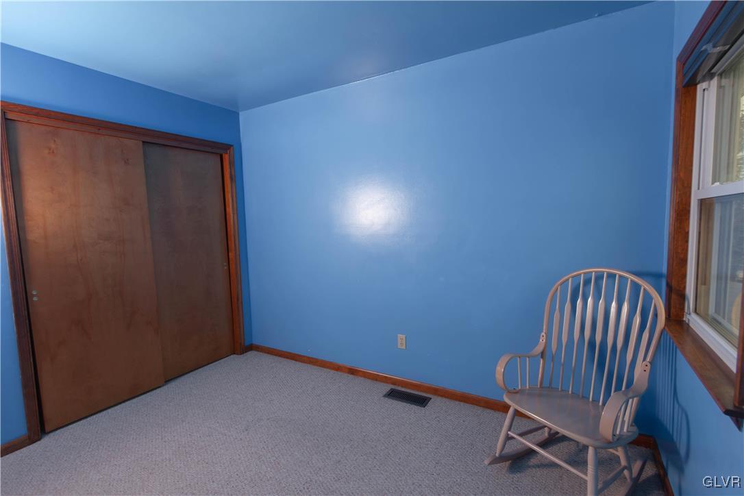 1015 Catasauqua Road Whitehall, PA 18052 - Photo 14 of 24 Gallery Image 14