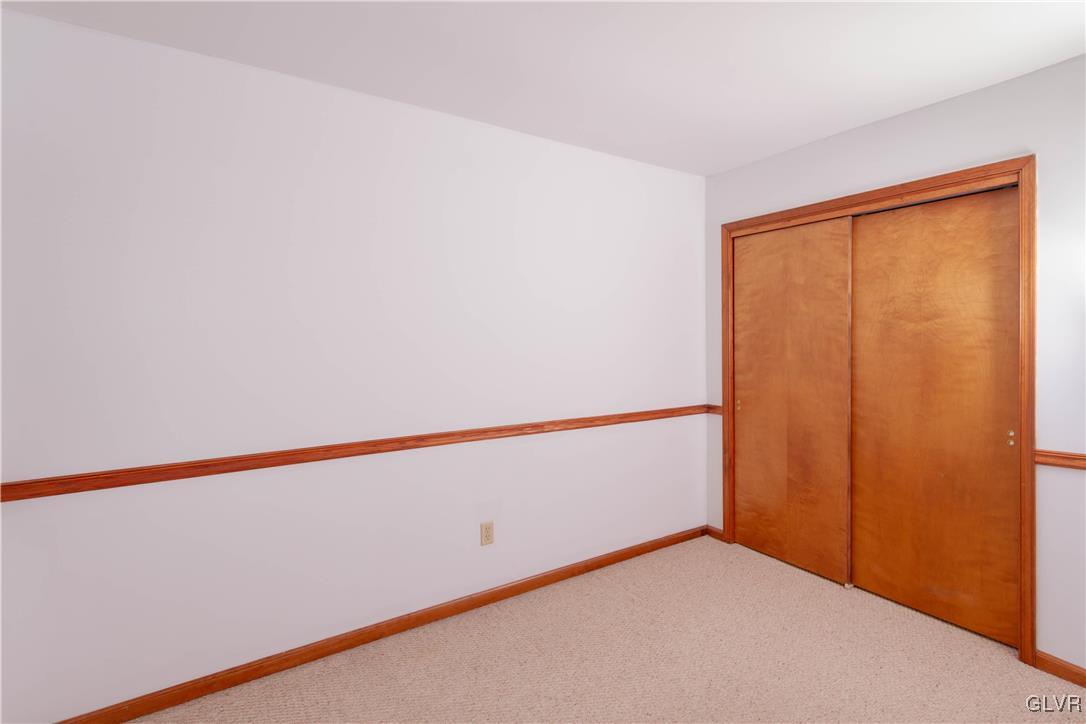 1015 Catasauqua Road Whitehall, PA 18052 - Photo 16 of 24 Gallery Image 16