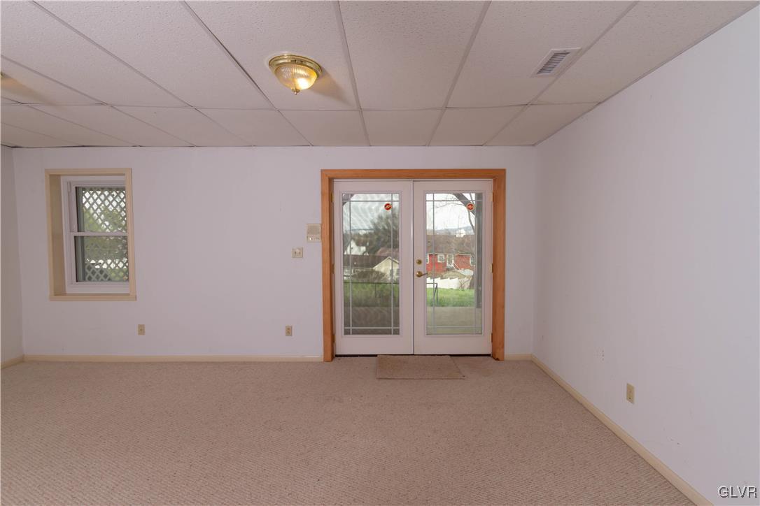 1015 Catasauqua Road Whitehall, PA 18052 - Photo 18 of 24 Gallery Image 18