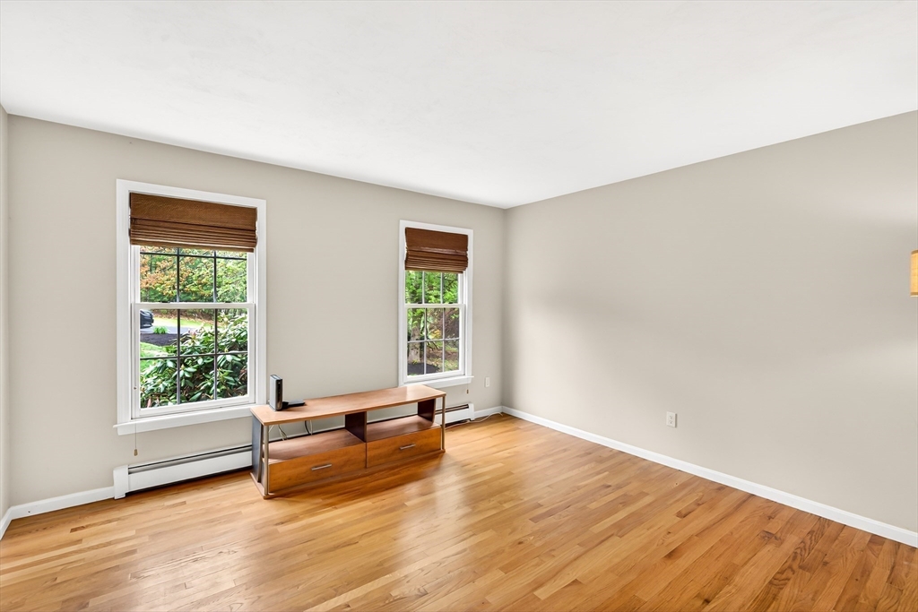 8 Ridgewood Road Sterling, MA 01564 - Photo 18 of 42 Gallery Image 18