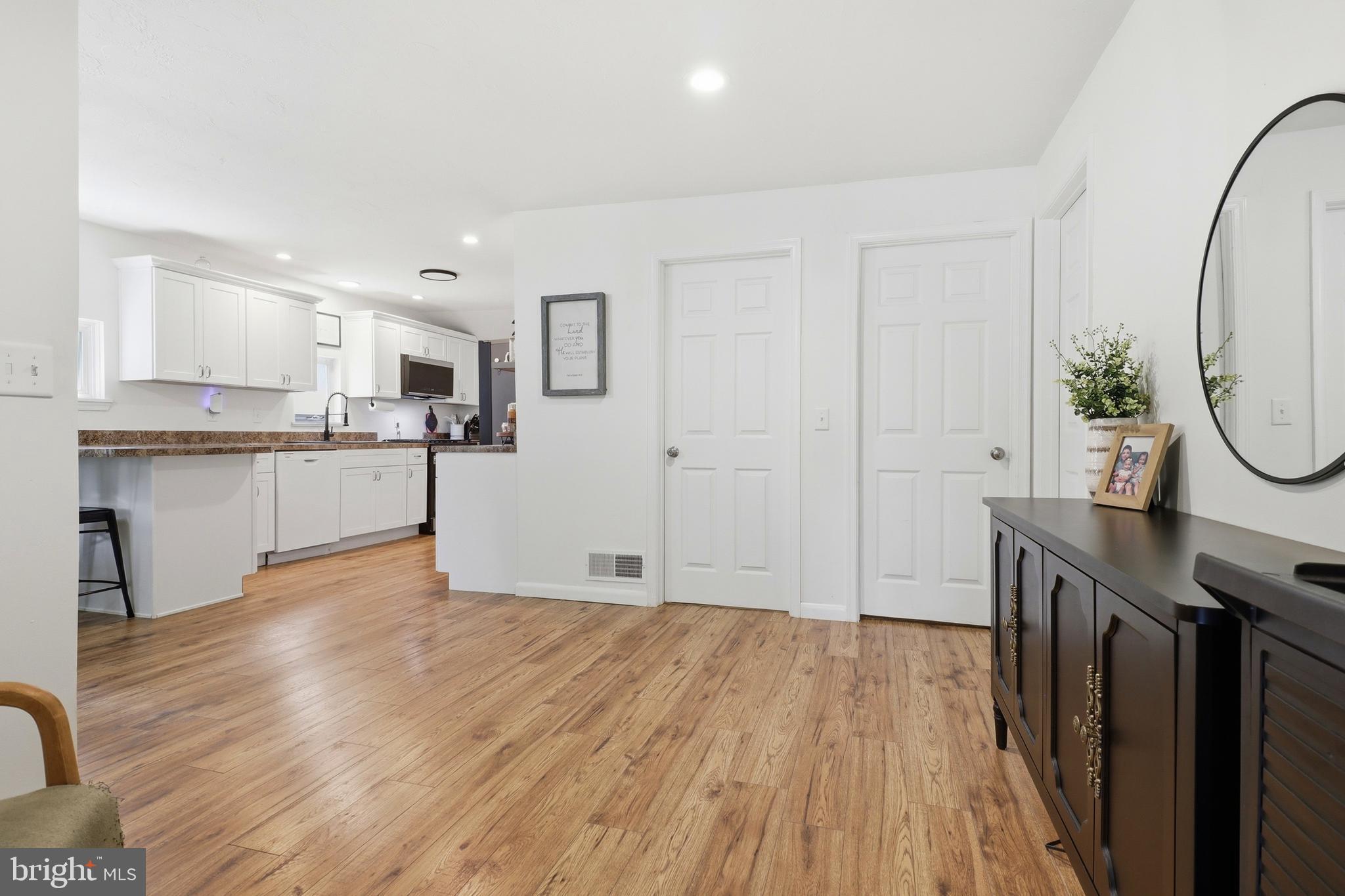6179 York Road Spring Grove, PA 17362 - Photo 9 of 34