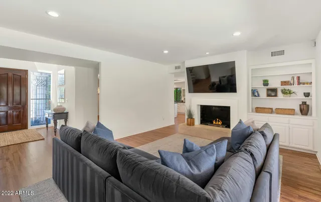 $19,995 | 4219 North 62nd Street, Scottsdale, AZ 85251