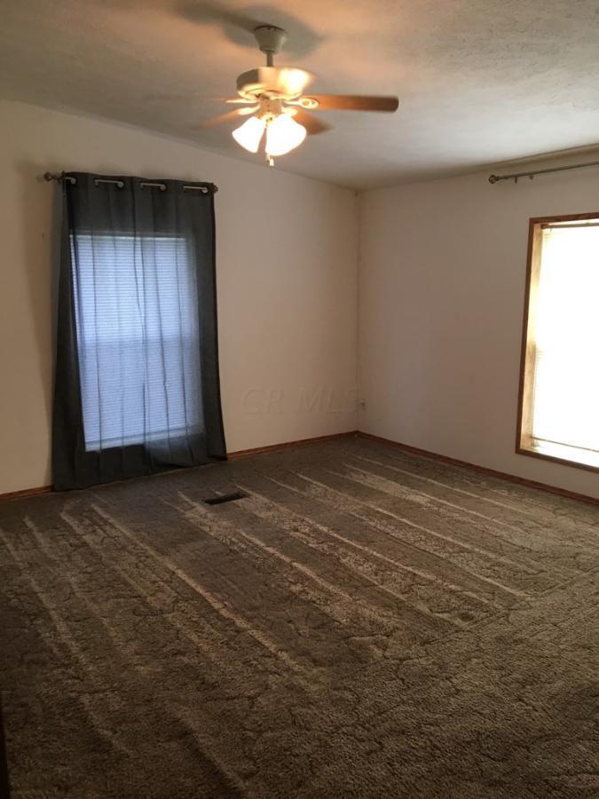 5604 Blacks Road Southwest Pataskala, OH 43062 - Photo 9 of 22