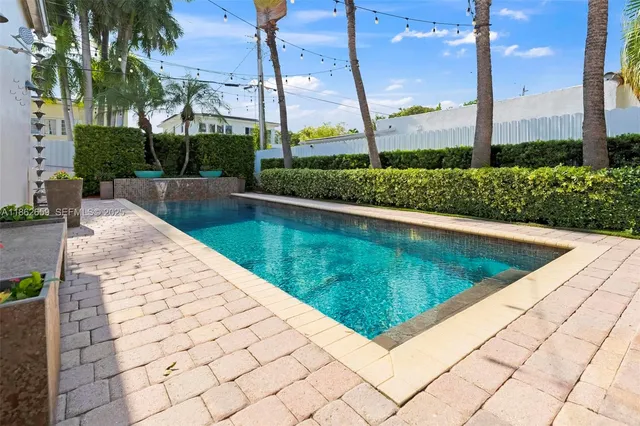 $3,550,000 | 1800 Jefferson Avenue, Miami Beach, FL 33139
